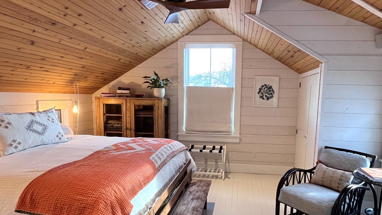Photo of Bedroom in Basalt
