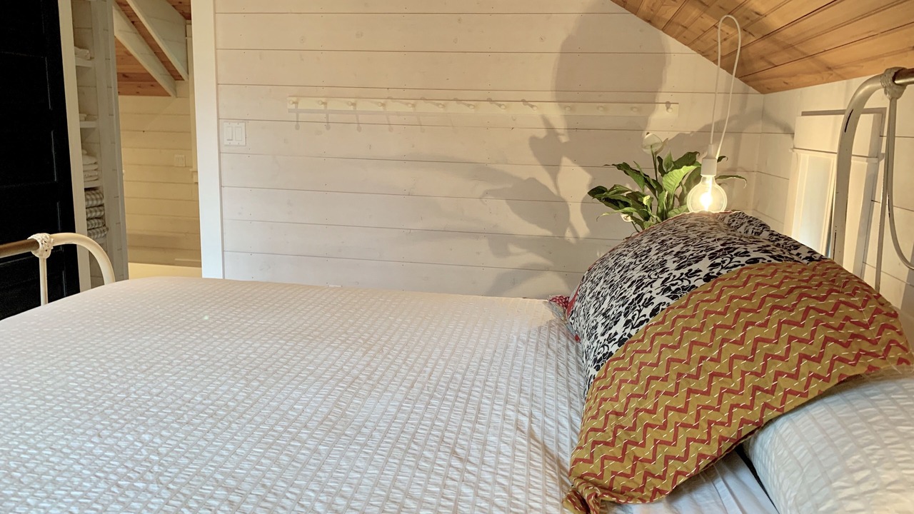 Photo of Bedroom in Basalt