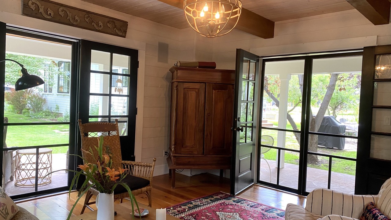 Photo of Livingroom in Basalt
