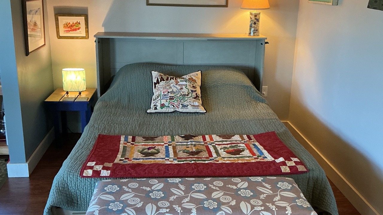 Photo of Bedroom in West Tremont