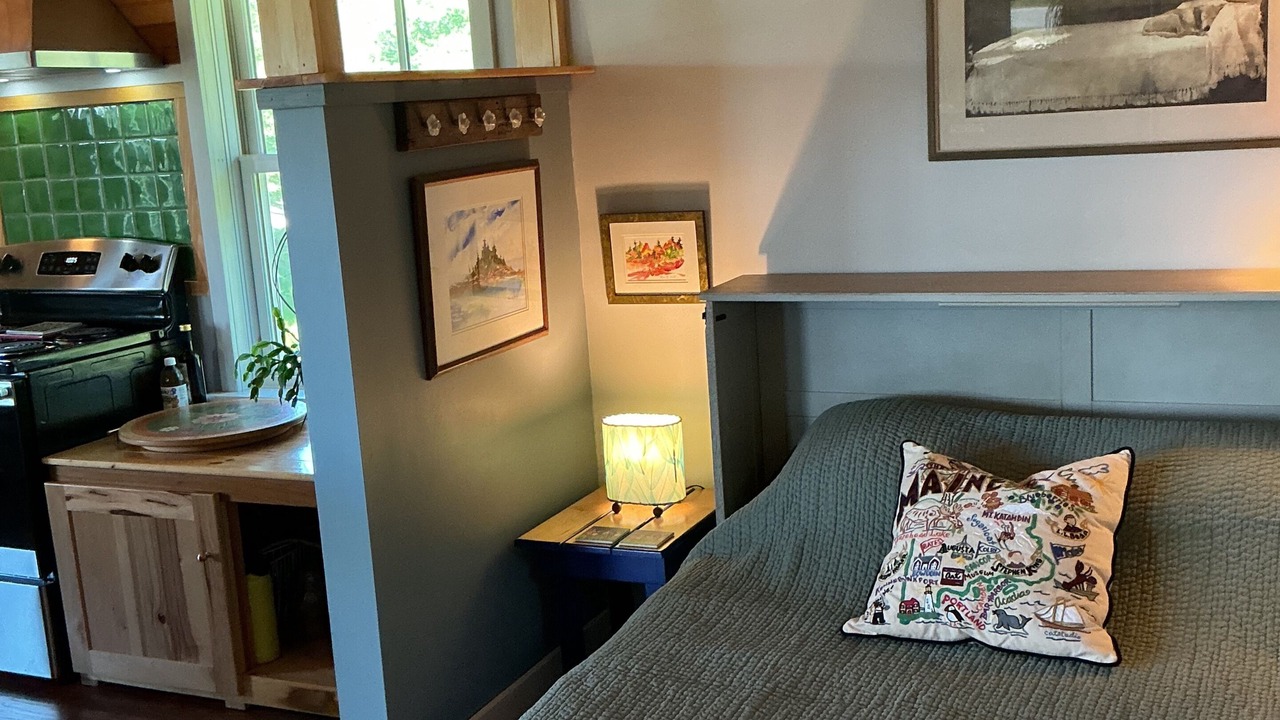 Photo of Bedroom in West Tremont