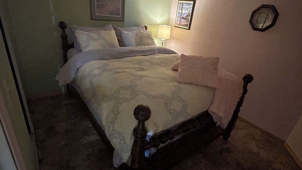 Photo of Bedroom in Okanagan-Similkameen
