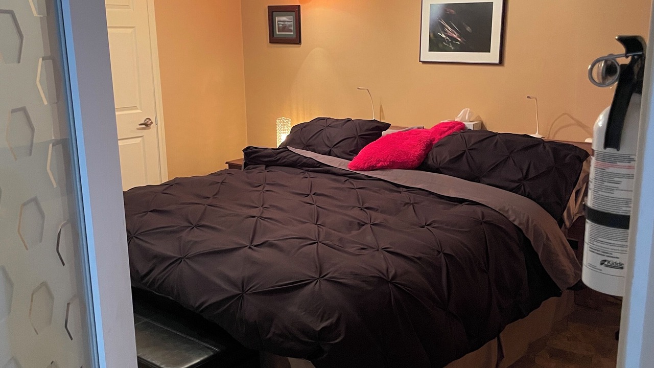 Photo of Bedroom in Okanagan-Similkameen