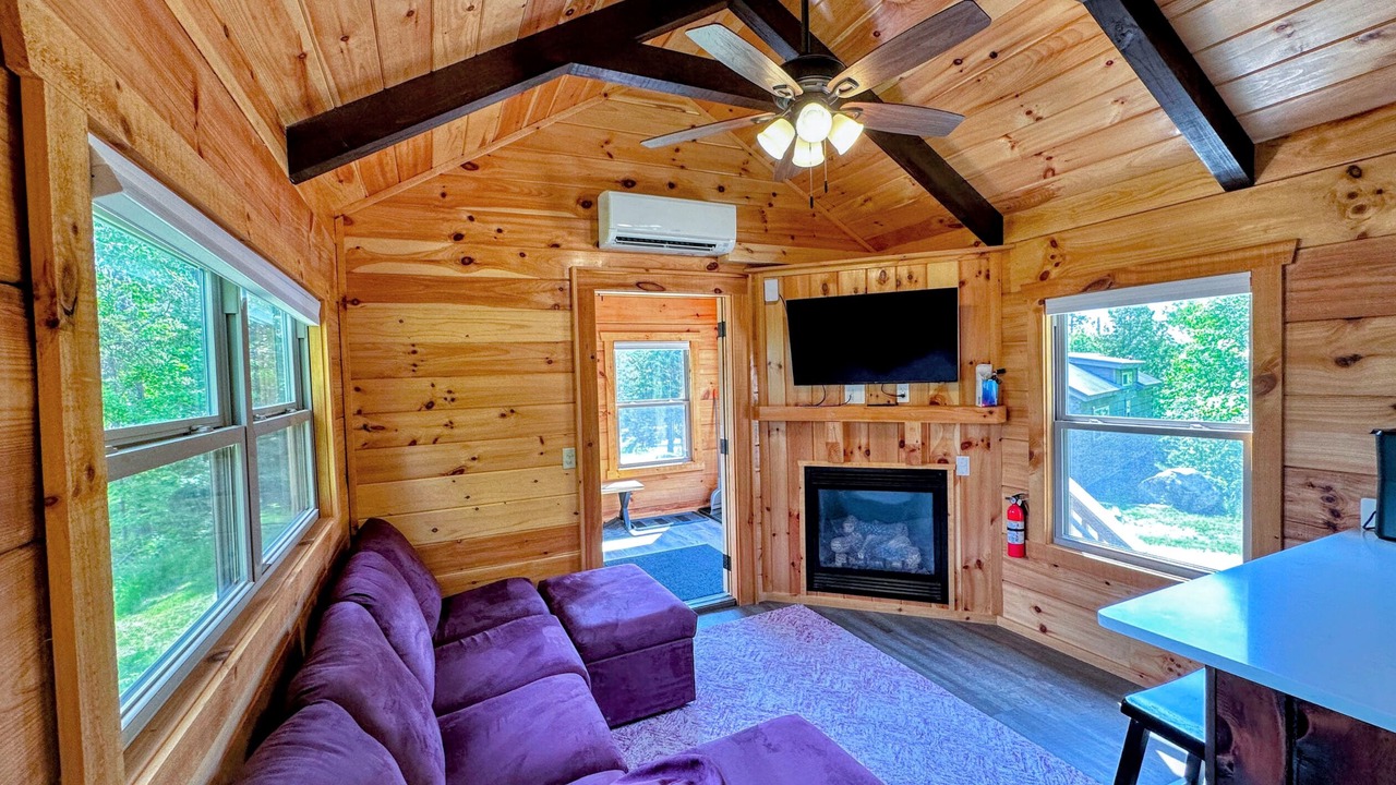 Photo of Livingroom in Twin Mountain