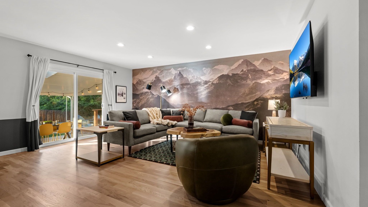 Photo of Livingroom in Castlewood