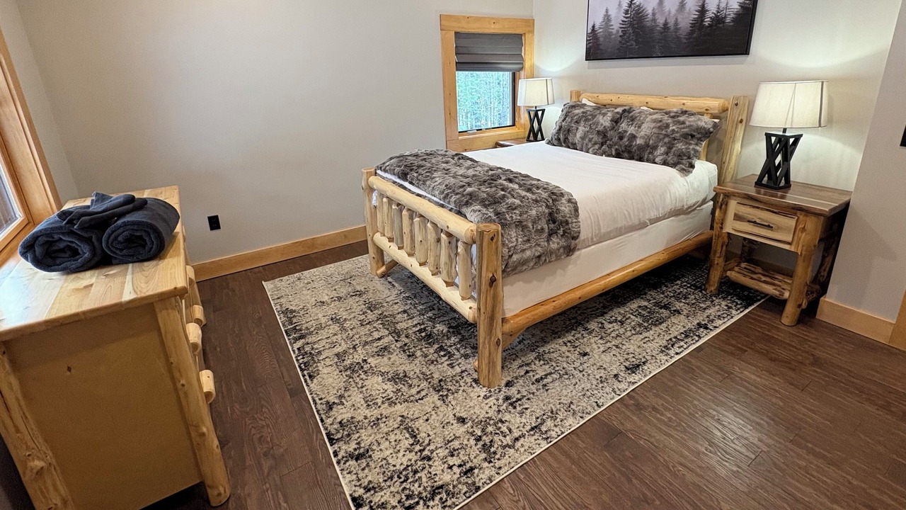 Photo of Bedroom in Center Conway