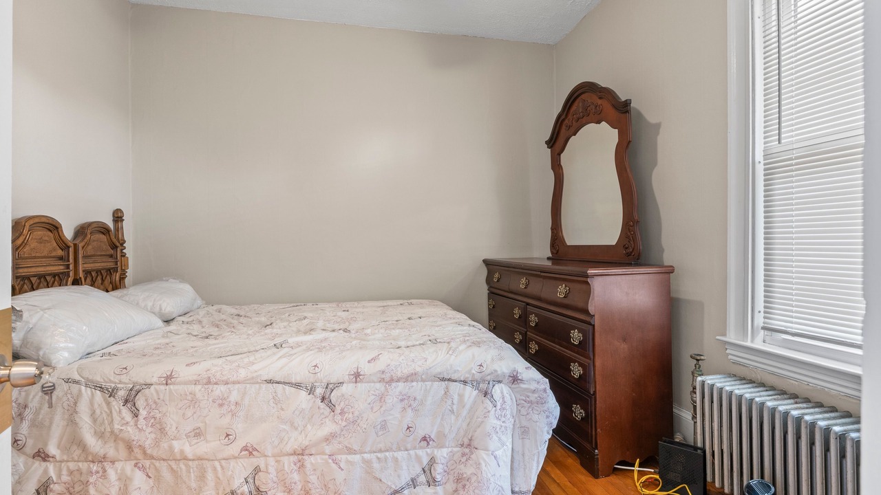 Photo of Bedroom in Lewiston