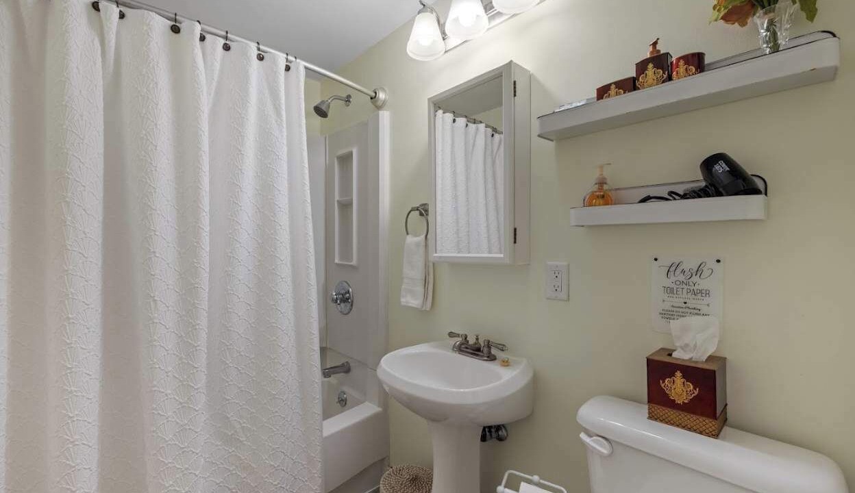 Photo of Bathroom in Littleton