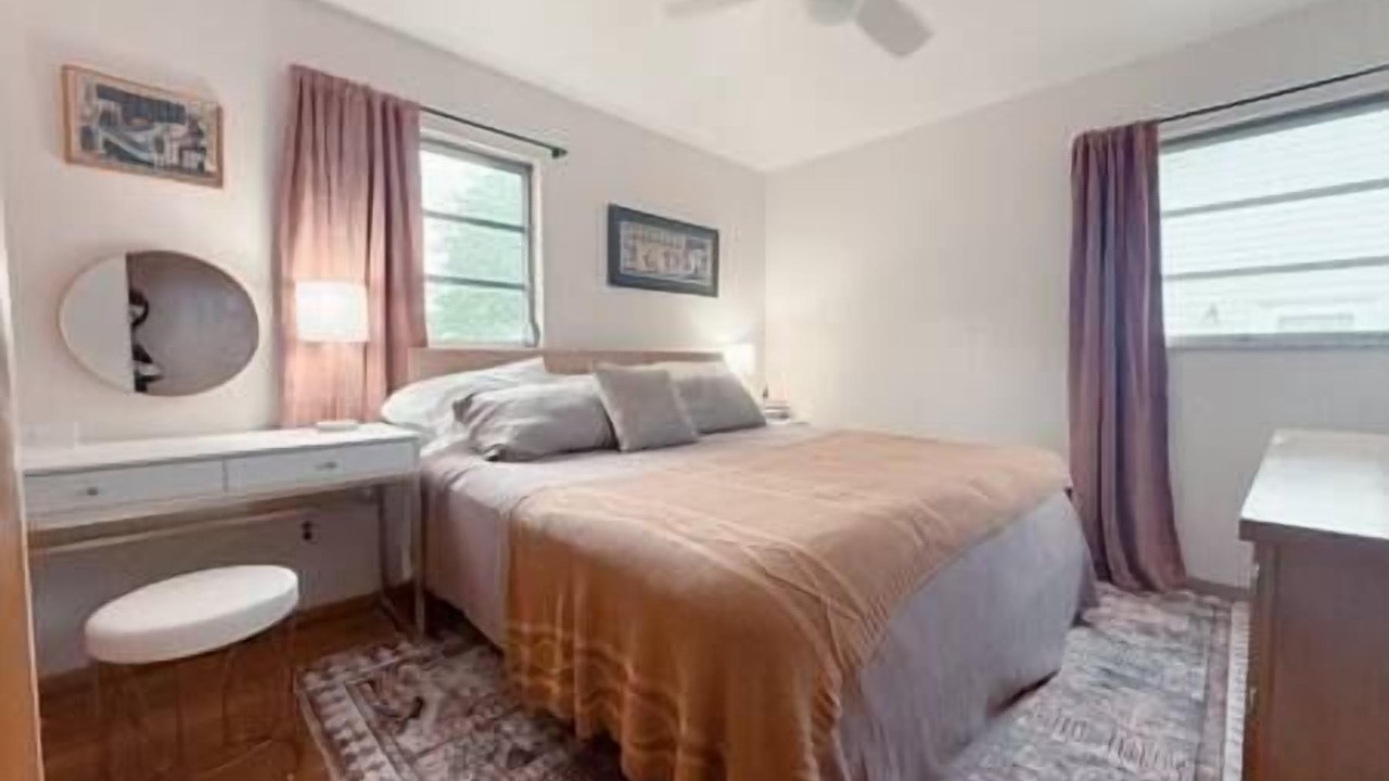 Photo of Bedroom in Willowick