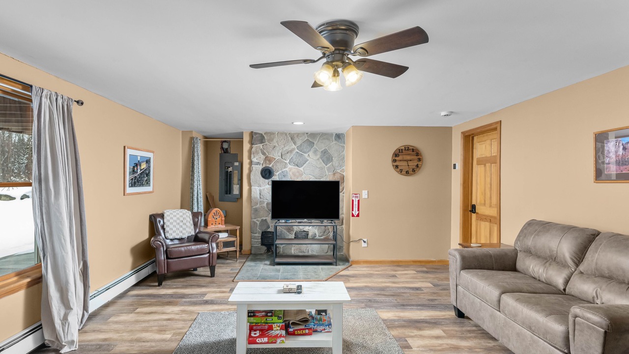 Photo of Livingroom in Jefferson