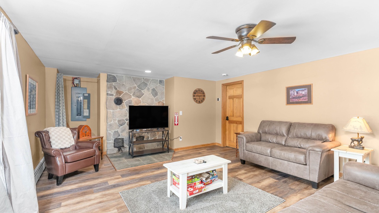 Photo of Livingroom in Jefferson