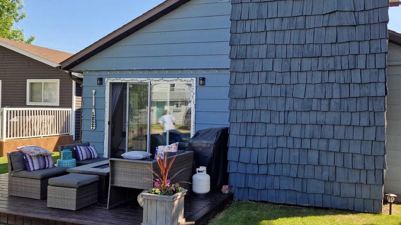 Photo of Patio Balcony in Sylvan Lake