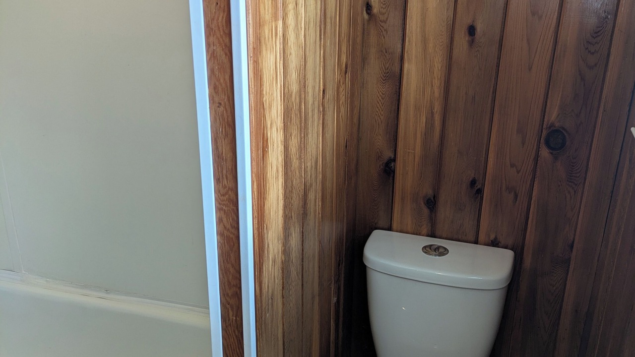 Photo of Bathroom in Sylvan Lake