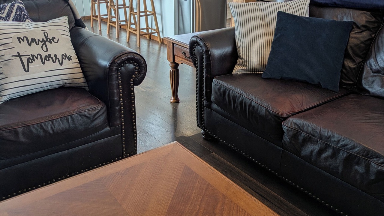 Photo of Livingroom in Sylvan Lake