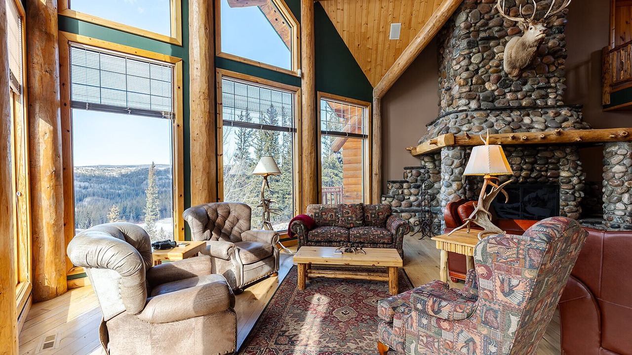 Photo of Livingroom in Alberta