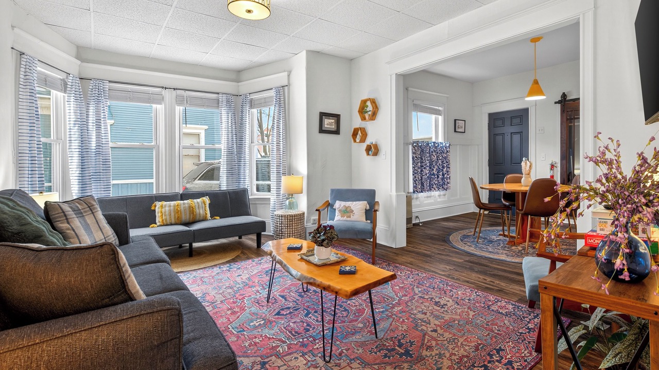 Photo of Livingroom in Old North End