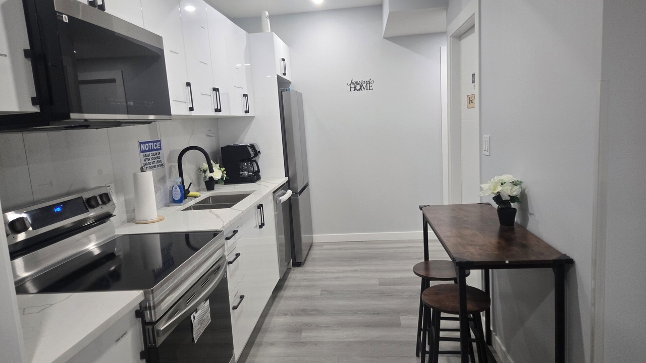 Photo of Kitchen in Division No. 11