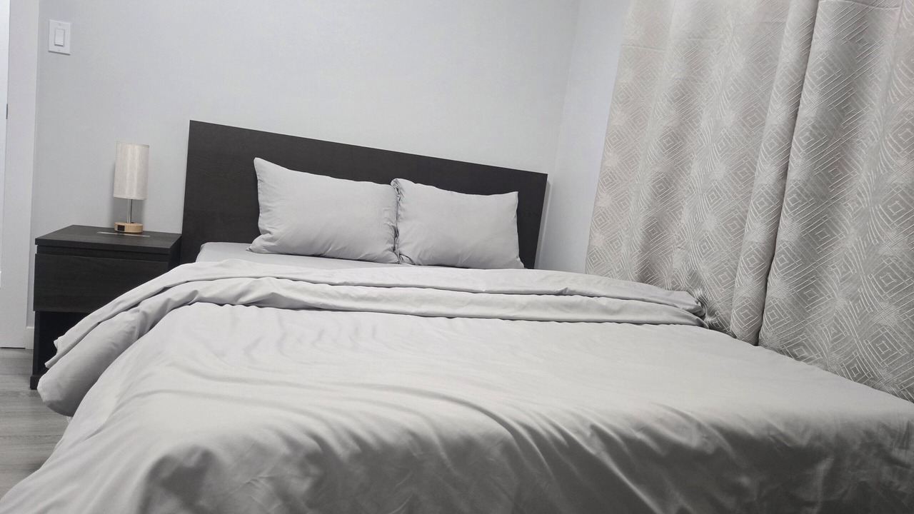 Photo of Bedroom in Division No. 11
