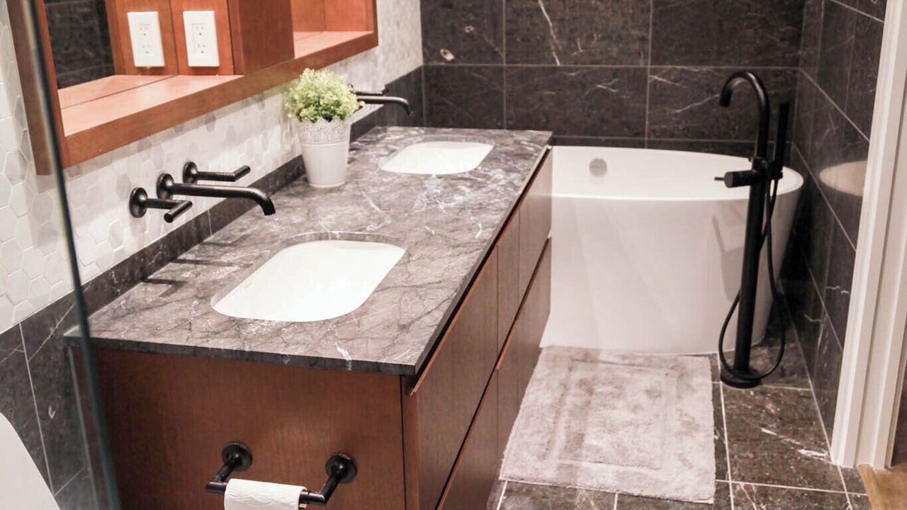 Photo of Bathroom in Davie Village