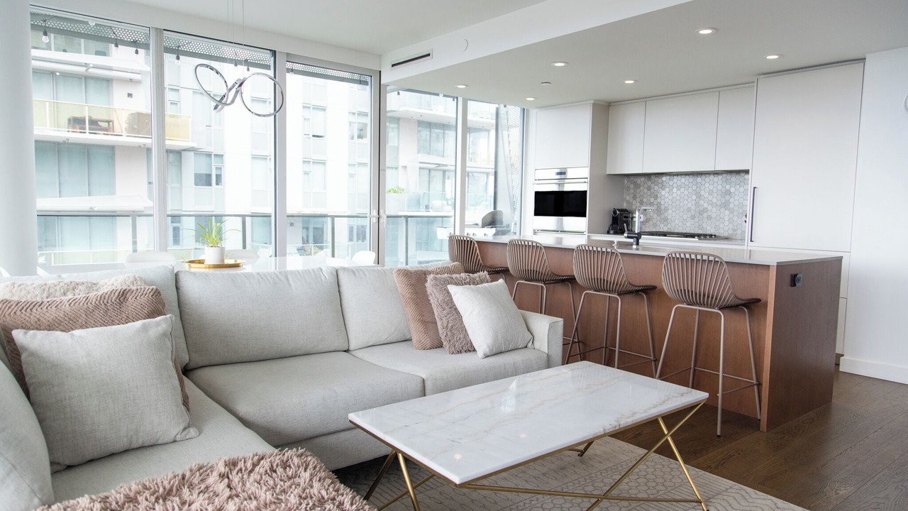 Photo of Livingroom in Davie Village