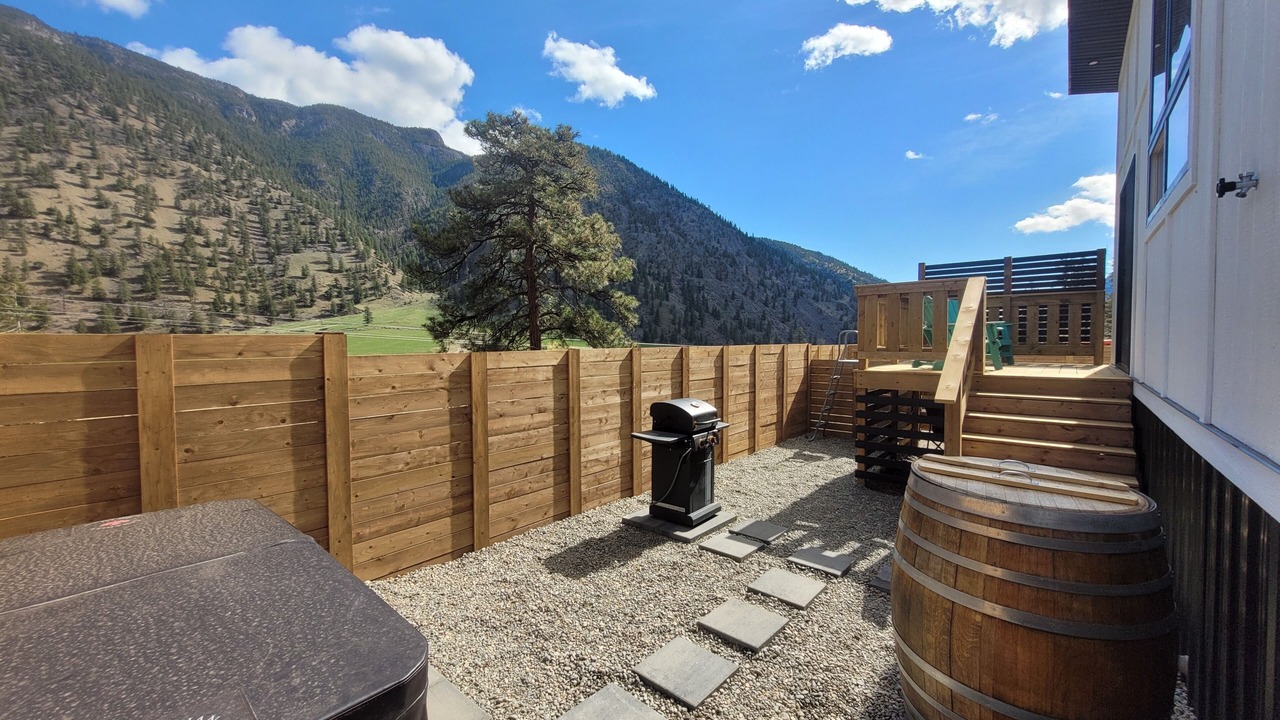 Photo of Patio Balcony in Okanagan-Similkameen