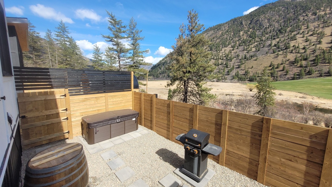 Photo of Patio Balcony in Okanagan-Similkameen