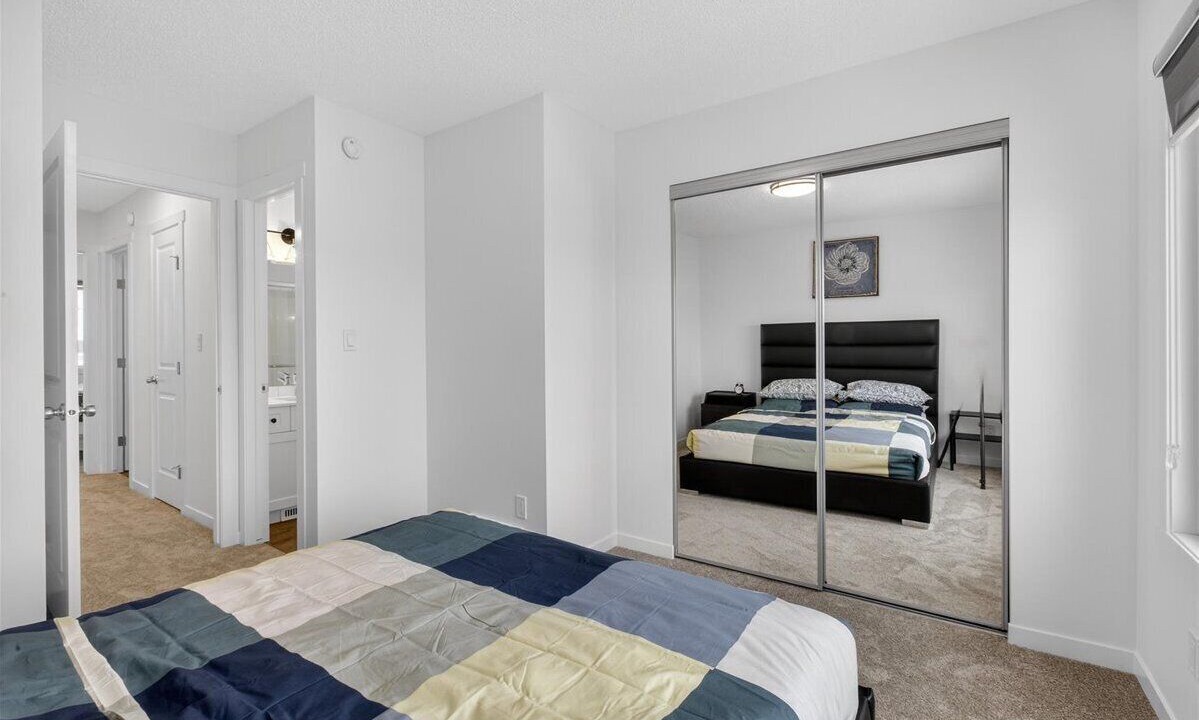 Photo of Bedroom in Division No. 11