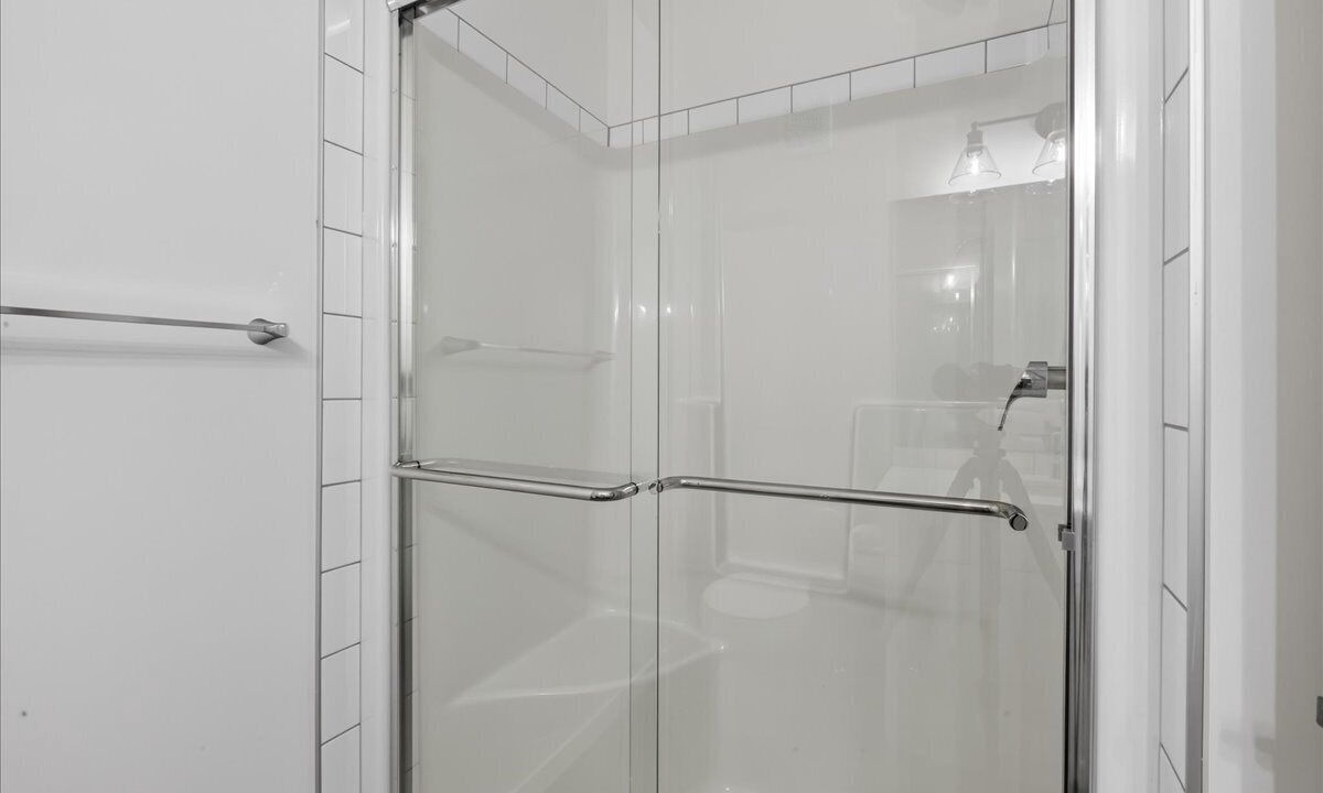 Photo of Bathroom in Division No. 11