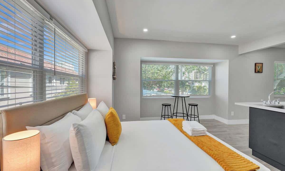 Photo of Bedroom in Pompano Beach