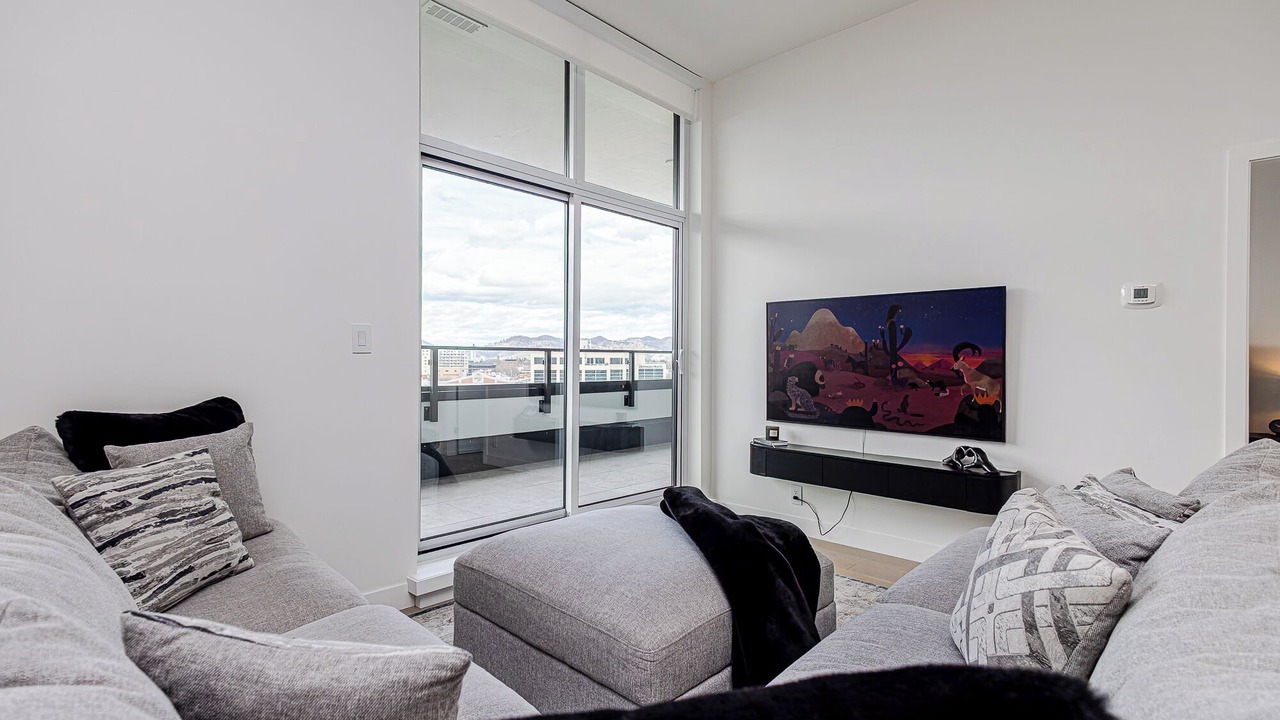 Photo of Livingroom in South Pandosy