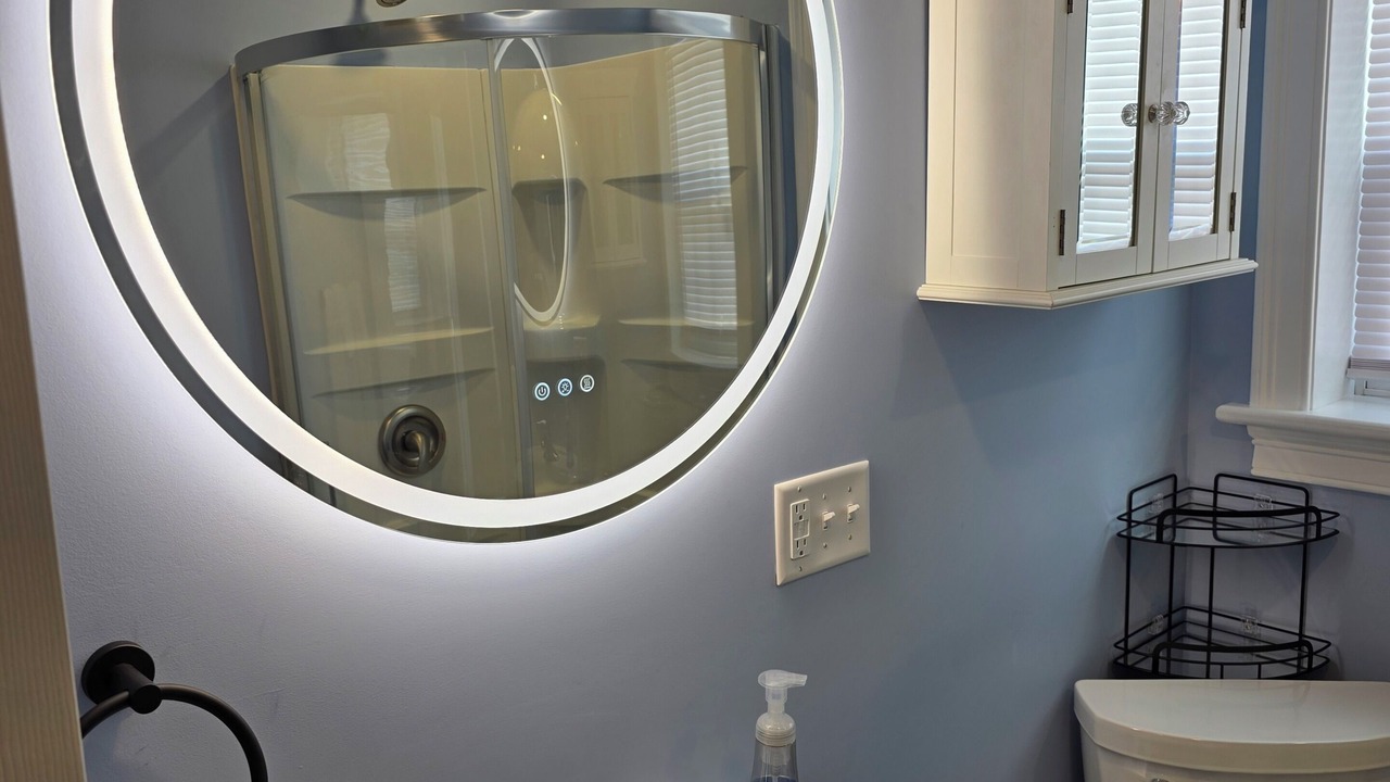 Photo of Bathroom in Malletts Bay