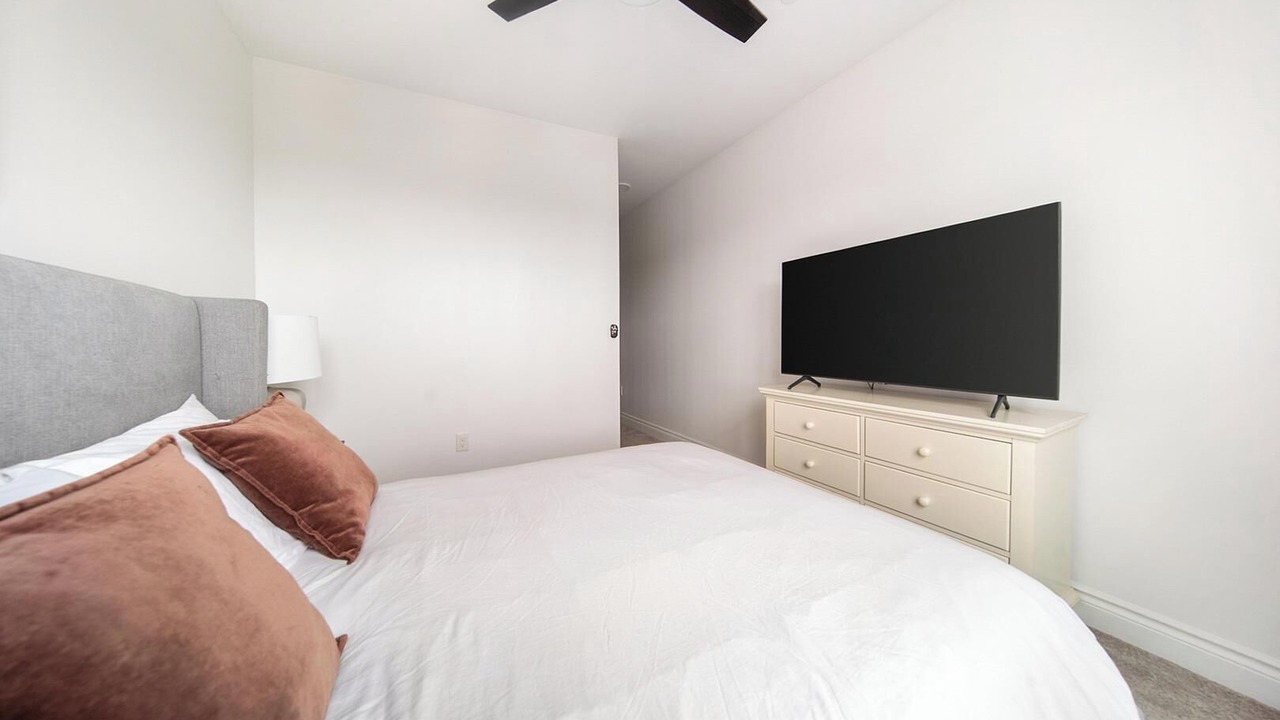 Photo of Bedroom in Little Italy