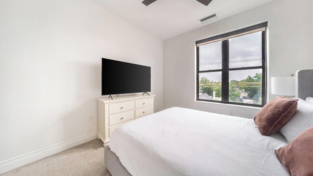 Photo of Bedroom in Little Italy