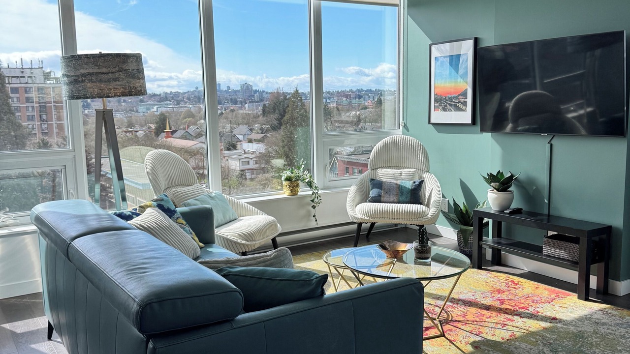 Photo of Livingroom in Downtown Eastside