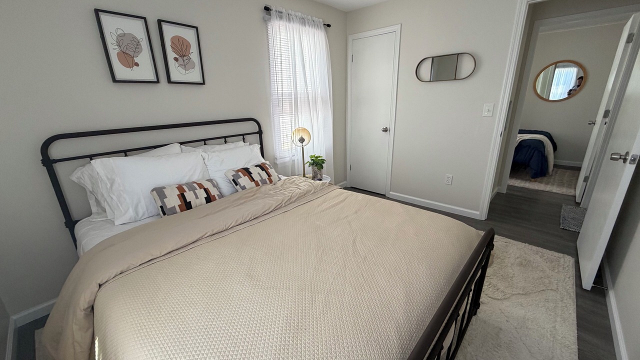 Photo of Bedroom in Avon Lake