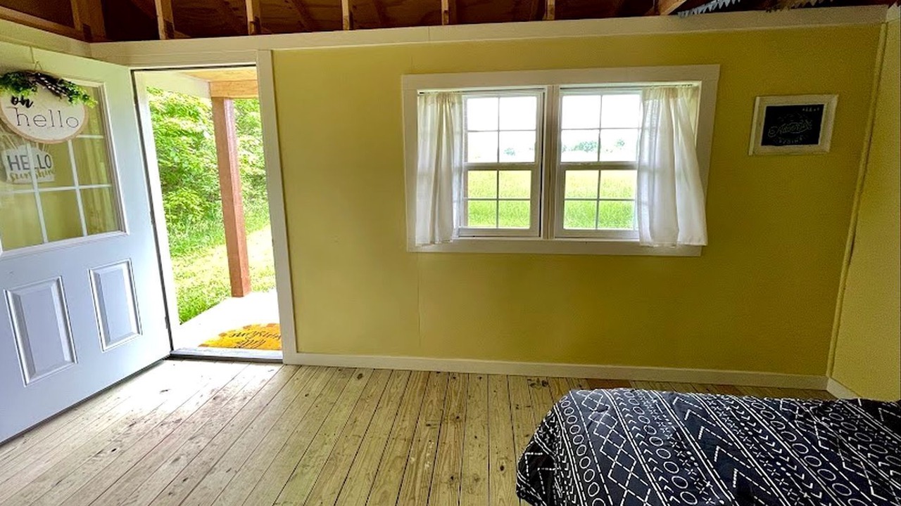 Photo of Bedroom in Oberlin