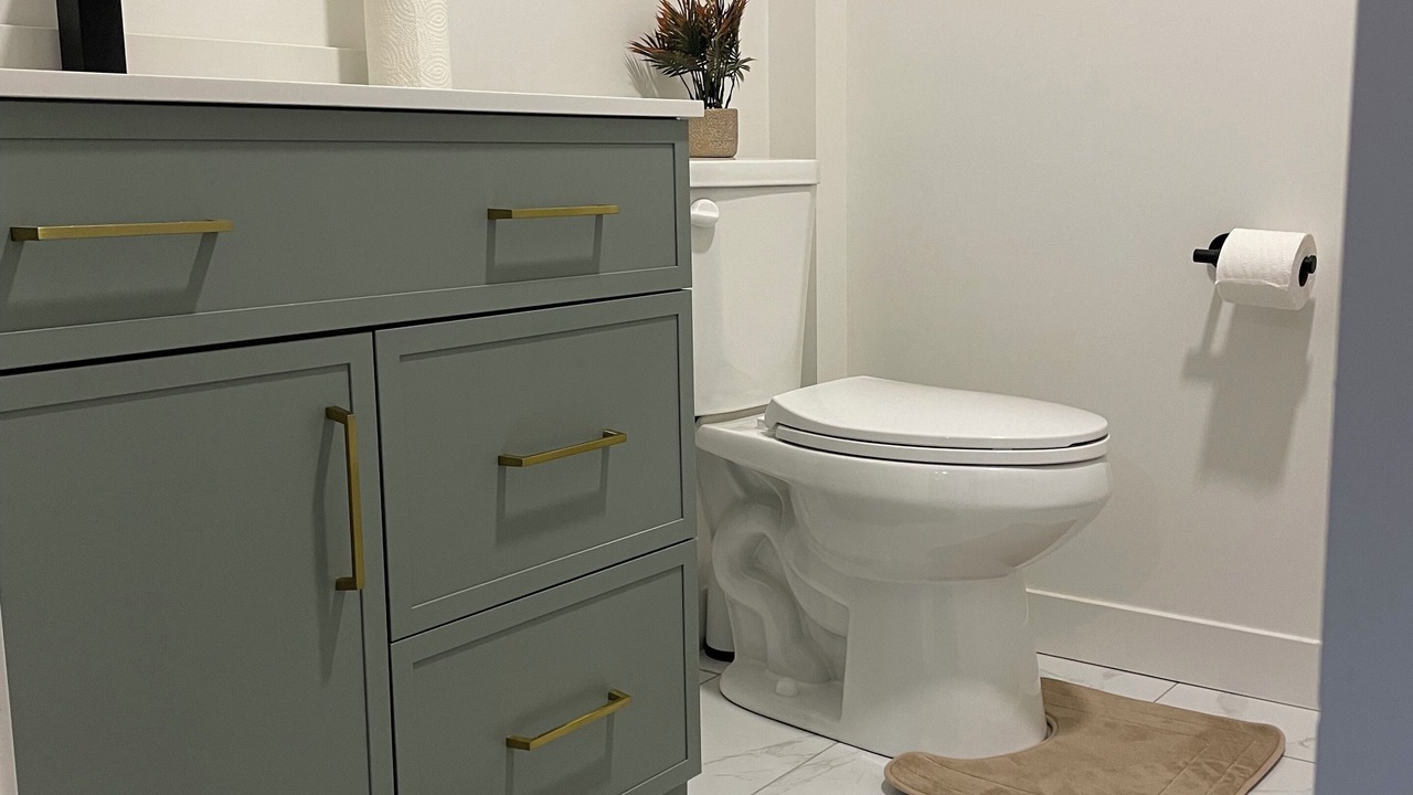 Photo of Bathroom in North Central Edmonton
