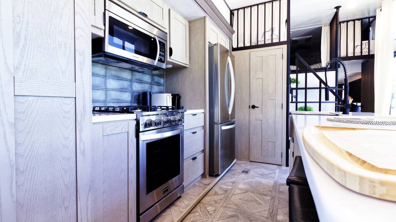 Photo of Kitchen in Hunt Club