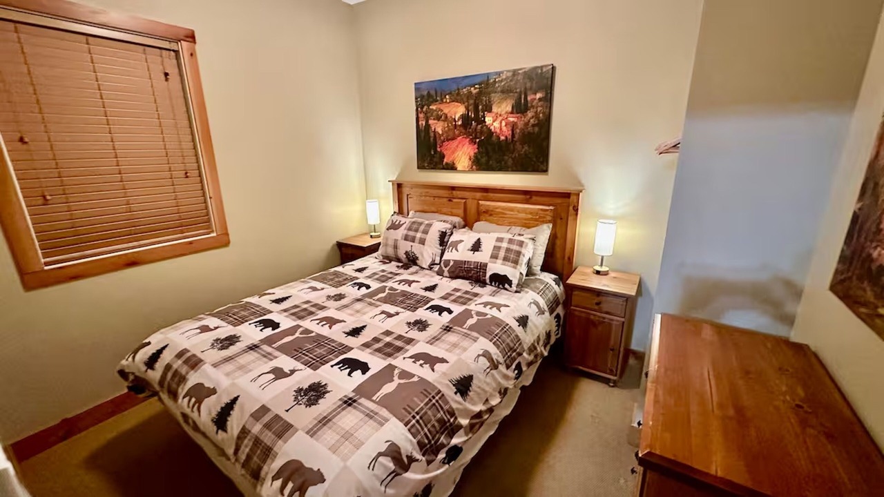 Photo of Bedroom in East Kootenay