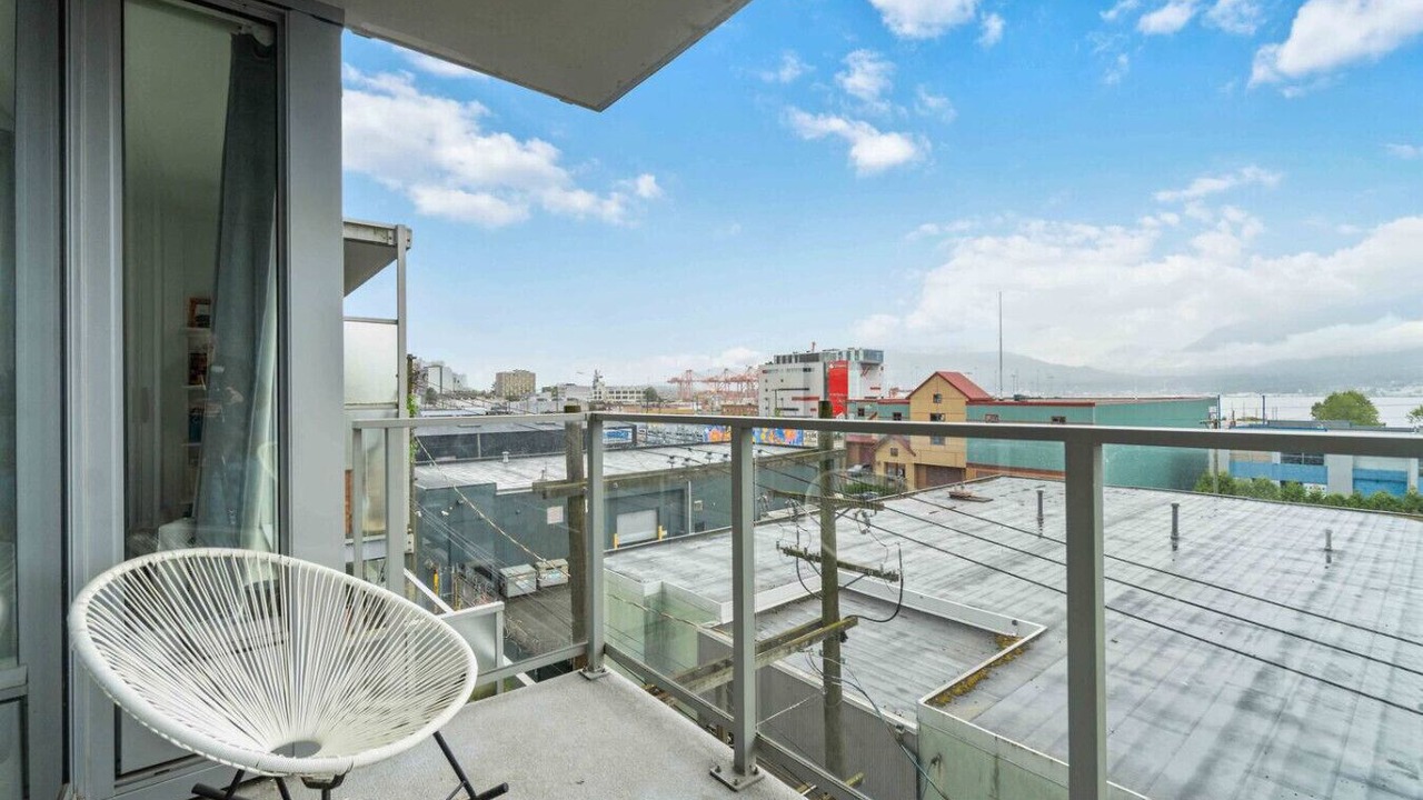 Photo of Patio Balcony in Downtown Eastside