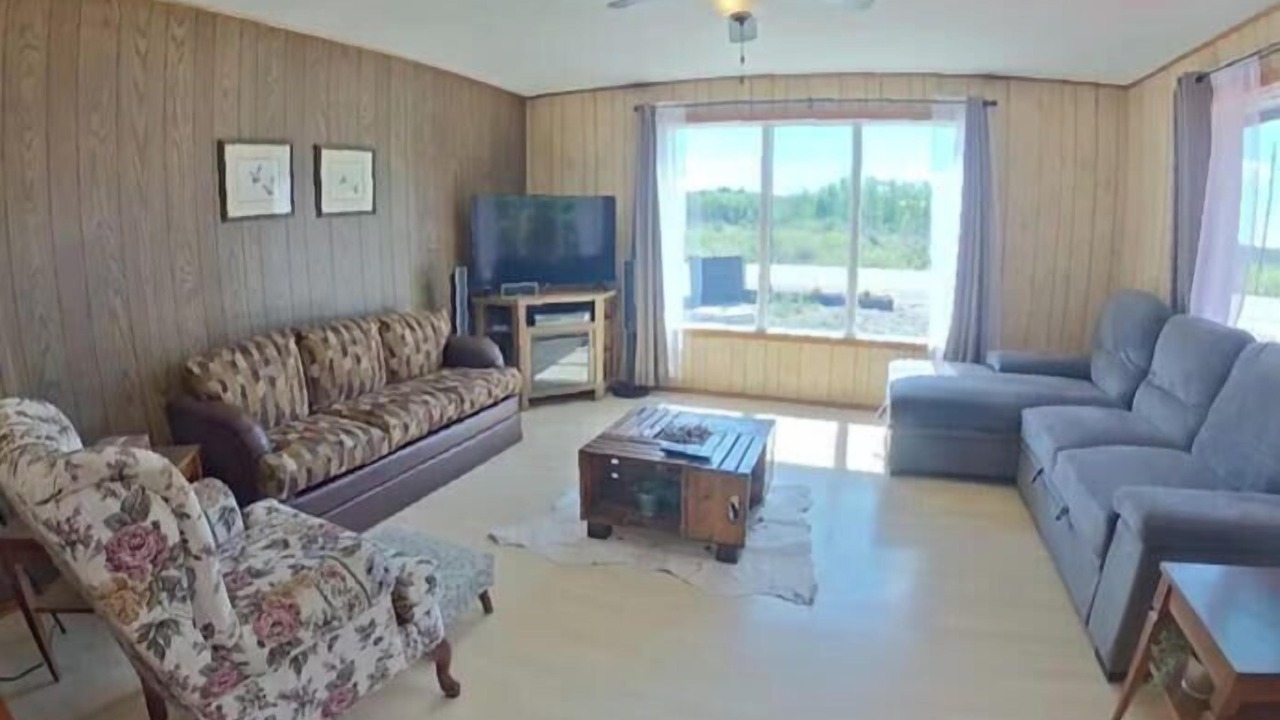 Photo of Livingroom in Candle Lake