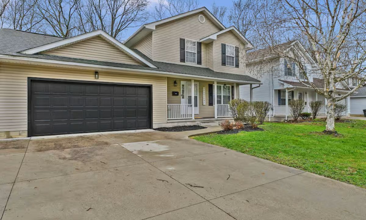 Photo of Outdoor in Akron