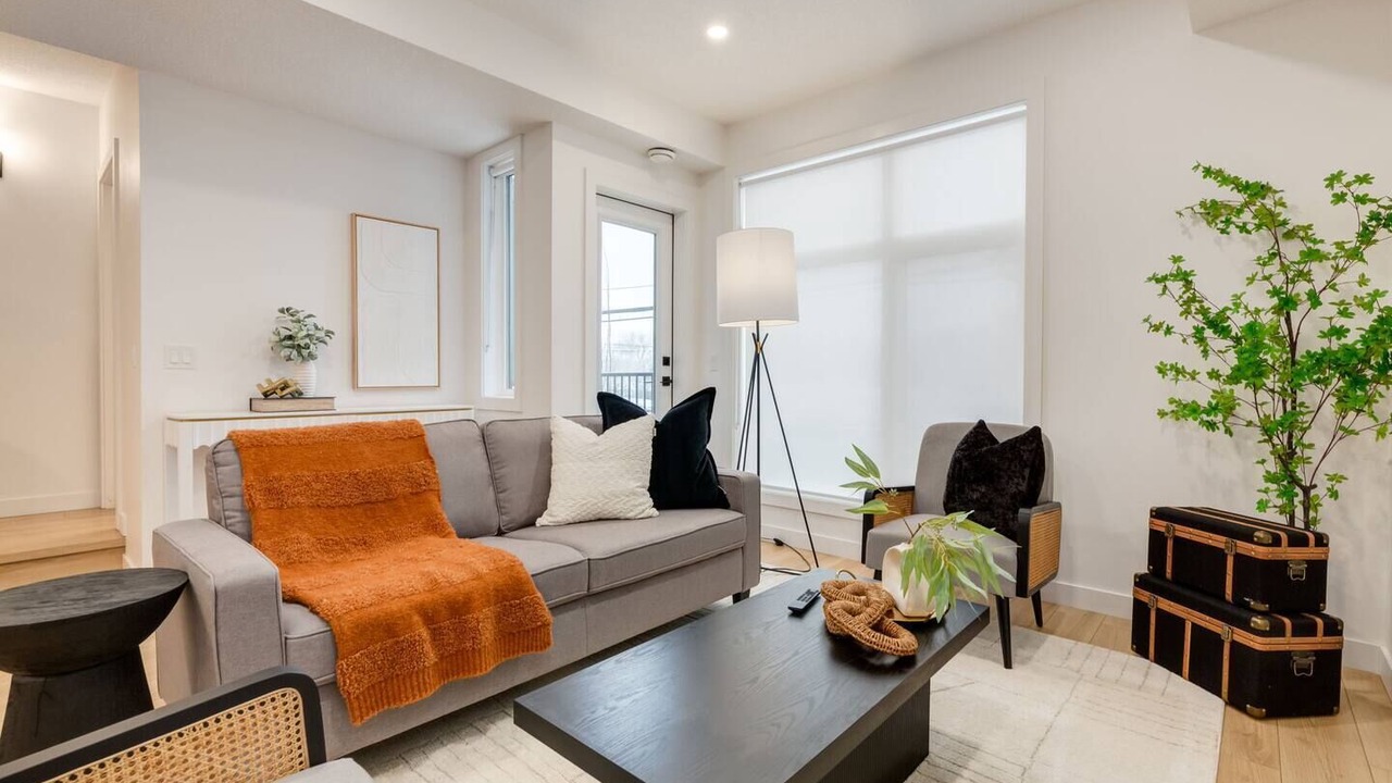 Photo of Livingroom in Shaganappi