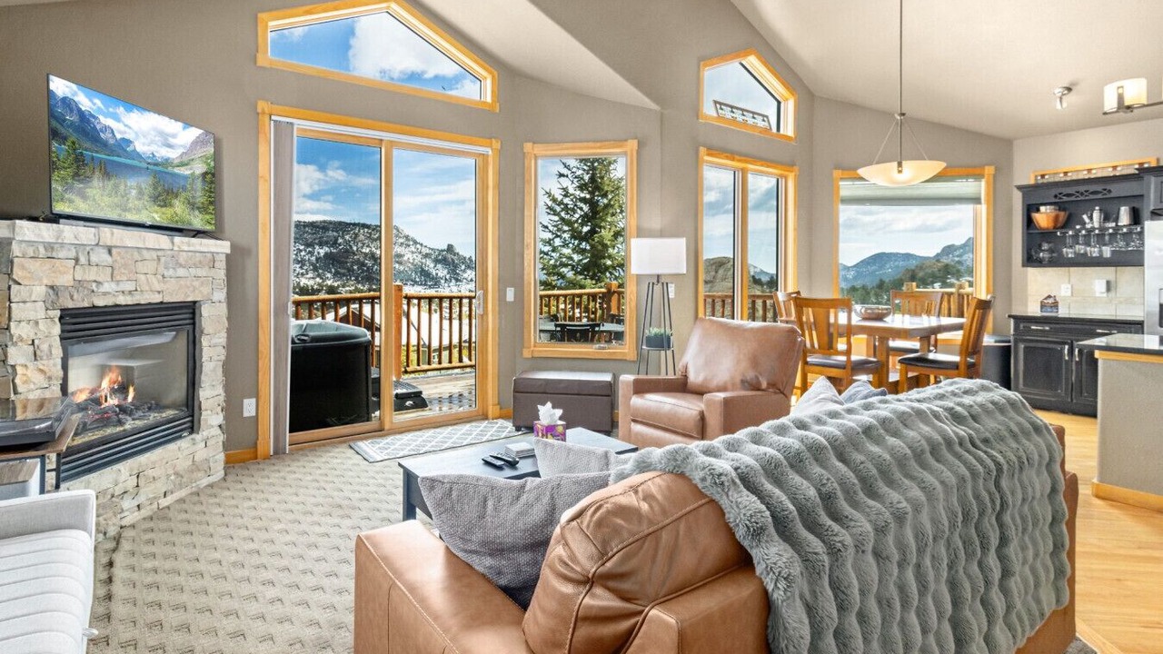 Photo of Livingroom in Estes Park