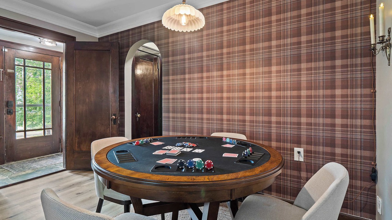 Photo of Bedroom in Berea