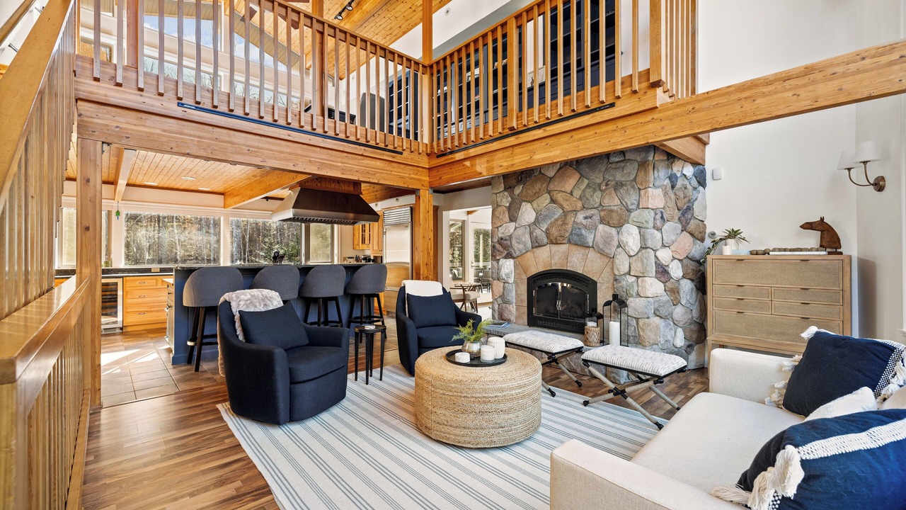 Photo of Livingroom in Cape Porpoise