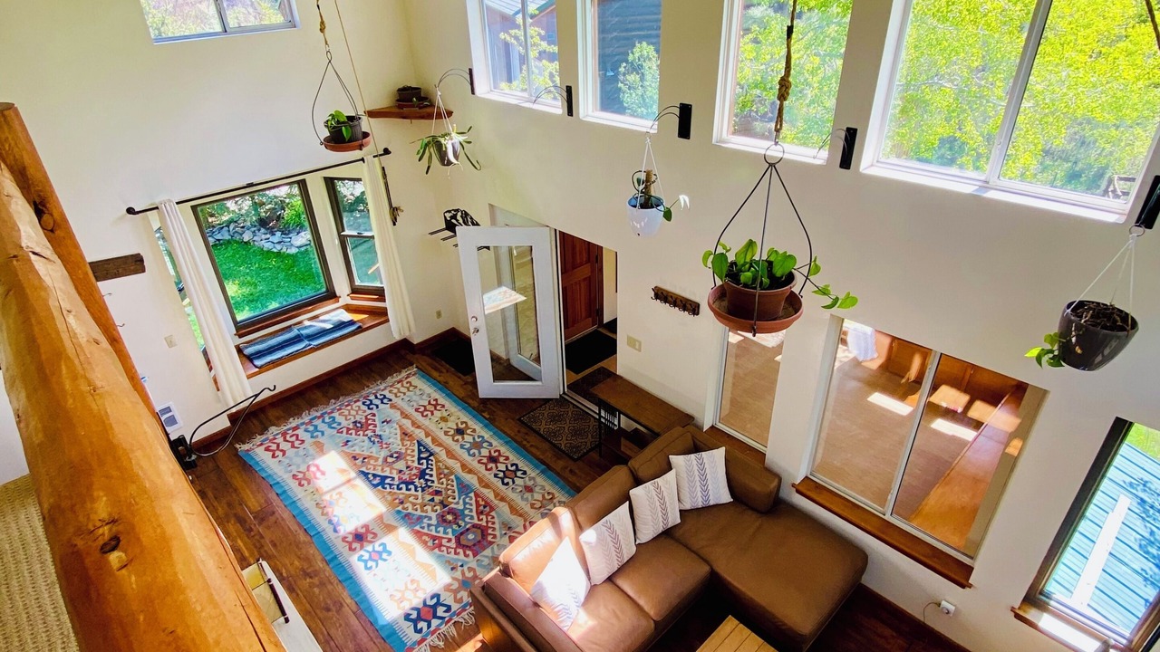 Photo of Livingroom in Marble