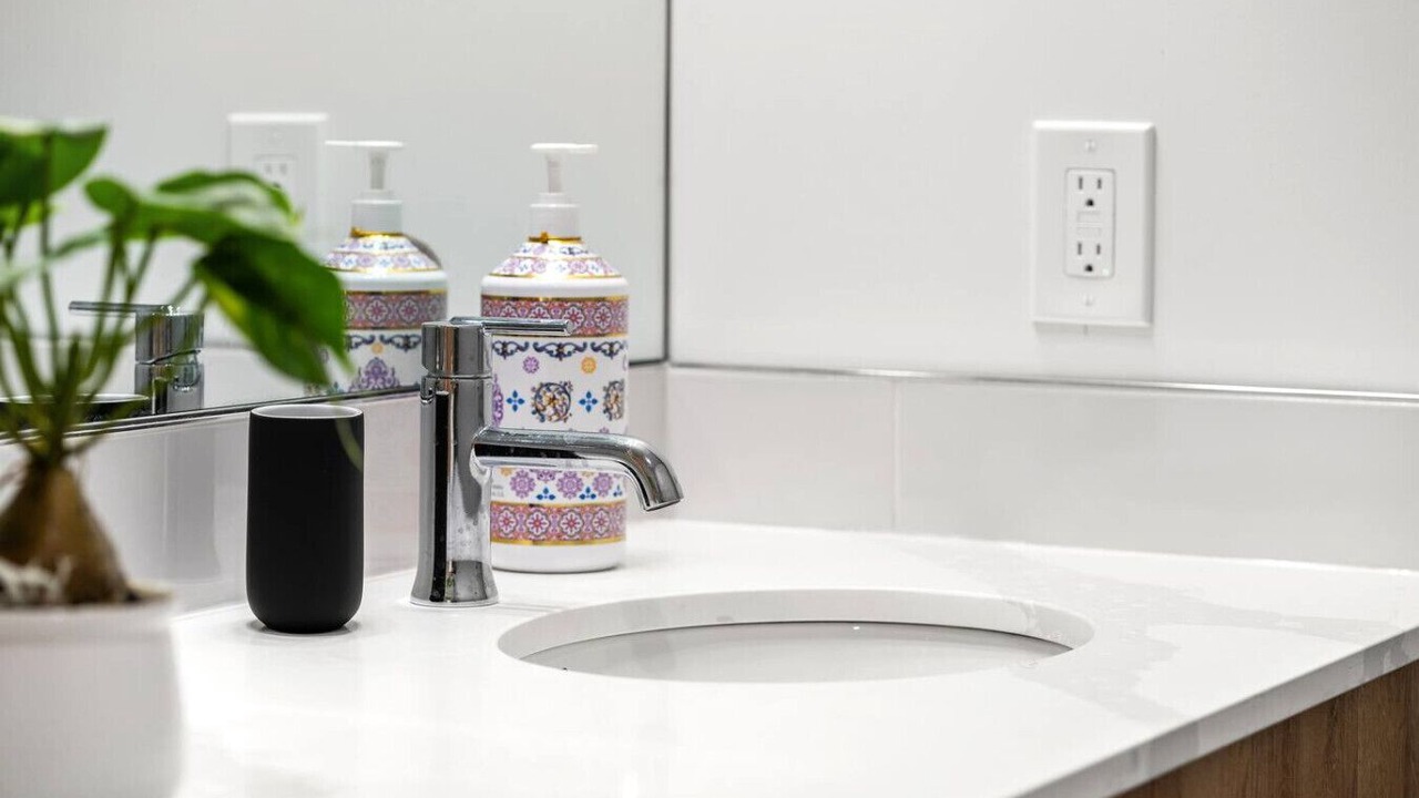 Photo of Bathroom in Connaught