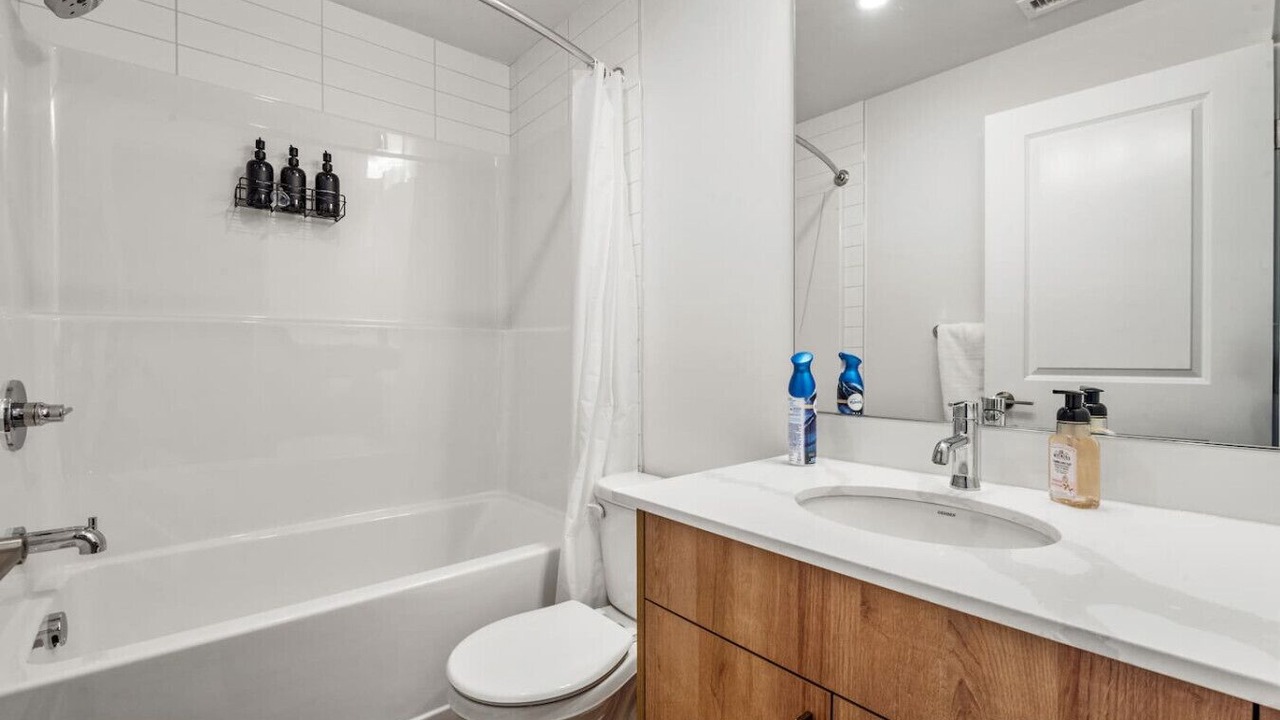 Photo of Bathroom in Connaught