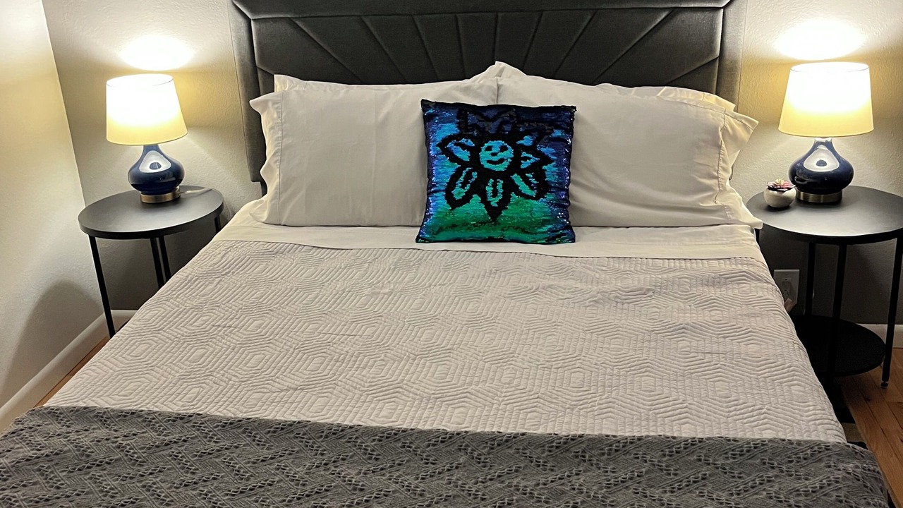 Photo of Bedroom in Hanna Farm Neighbors